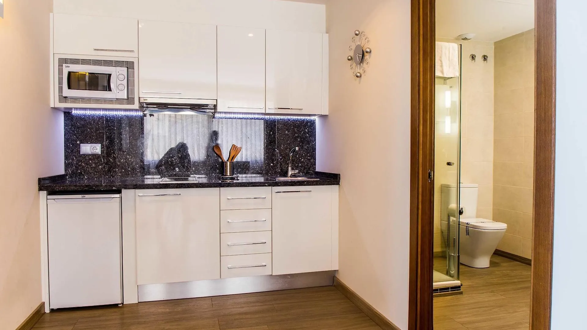 דירה טורמולינוס Dimona Suites