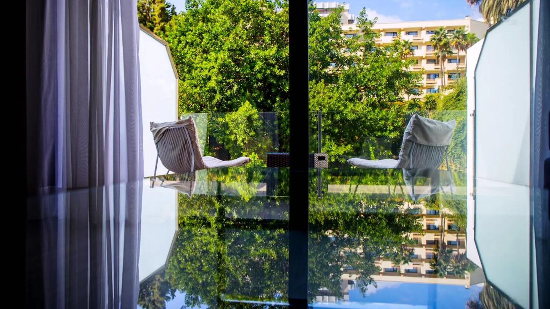 טורמולינוס Dimona Suites דירה