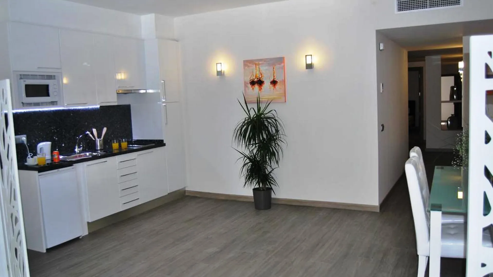 דירה טורמולינוס Dimona Suites