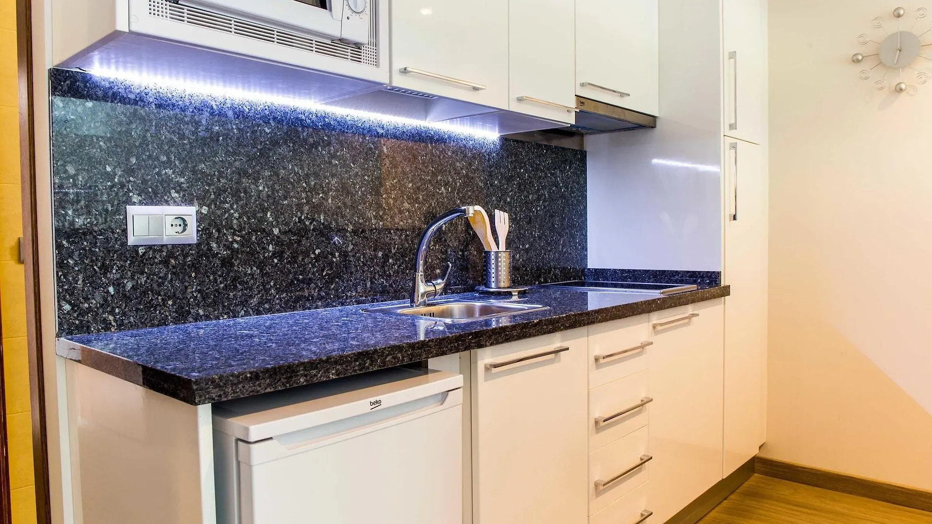 Dimona Suites Torremolinos Španělsko
